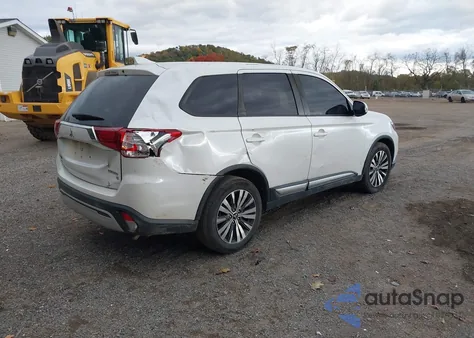 2019 Mitsubishi Outlander Se z USA, uszkodzony, nr VIN JA4AD3A30KZ003816